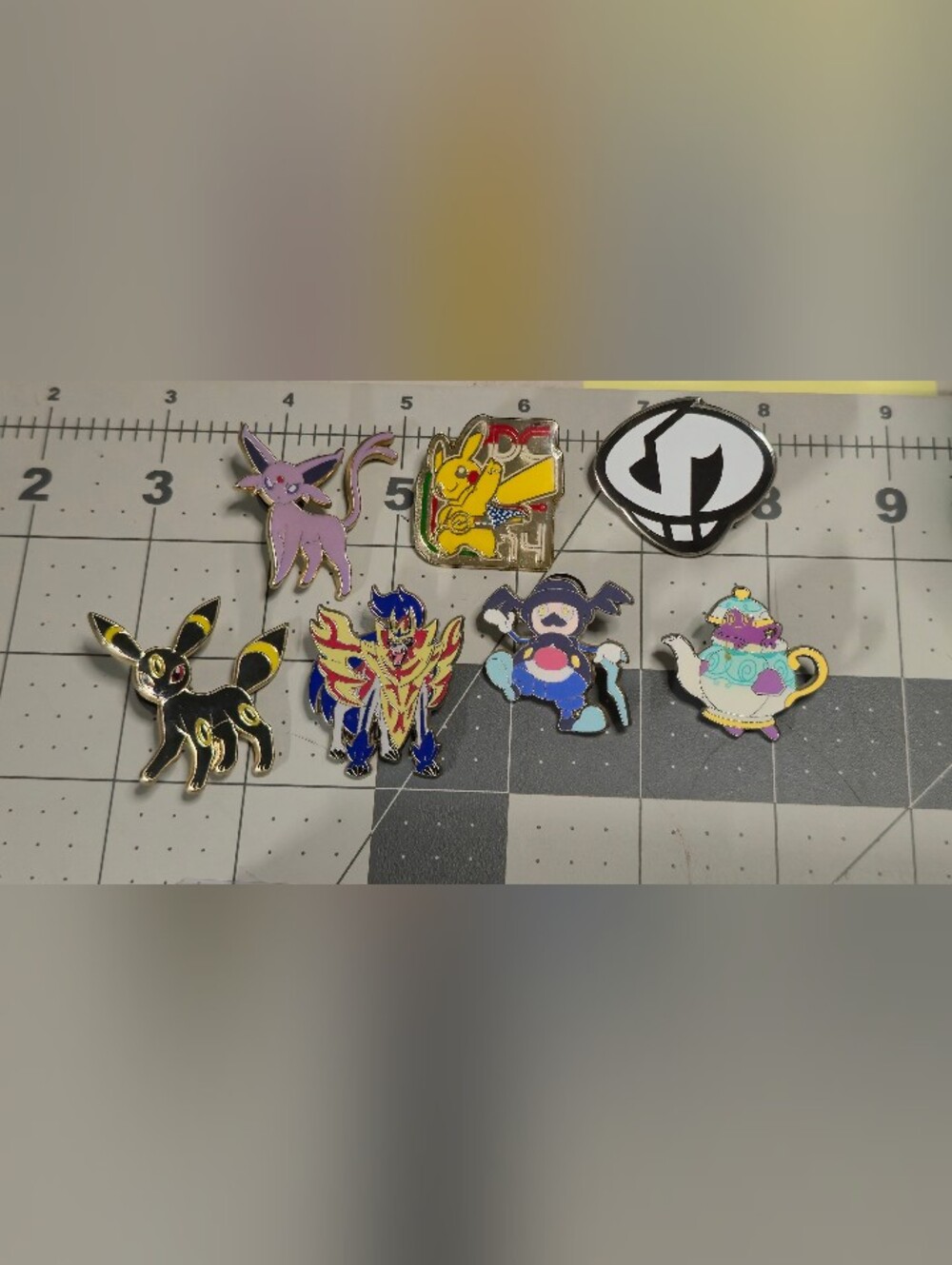 Pokemon Pins Lot Of 7